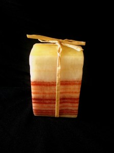 東波肉形石 | JCR Collections