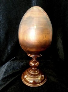 俄羅斯木製彩蛋 (2) 背後若隱若顯的十字標誌 俄羅斯木製彩蛋 (2) | JCR Collections