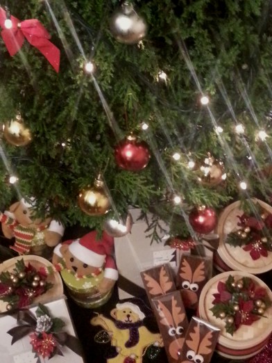 大家聖誕快樂! Merry Christmas Everybody!